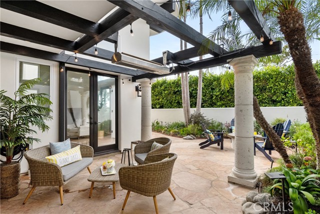 2322 Laurel Bluff Drive, Manhattan Beach, California 90266, 4 Bedrooms Bedrooms, ,3 BathroomsBathrooms,Residential,Sold,Laurel Bluff,SB21167191