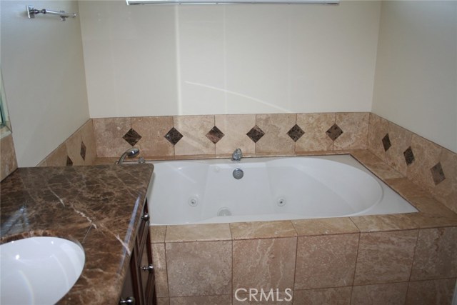 205 Irena Avenue, Redondo Beach, California 90277, 4 Bedrooms Bedrooms, ,3 BathroomsBathrooms,Residential,Sold,Irena,SB18231955