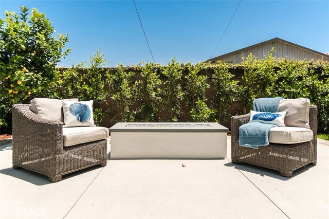 2200 Harkness Street, Manhattan Beach, California 90266, 5 Bedrooms Bedrooms, ,4 BathroomsBathrooms,Residential,Sold,Harkness,SB18090113