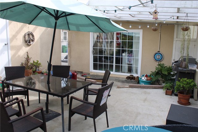 617 27th Street, Manhattan Beach, California 90266, 2 Bedrooms Bedrooms, ,1 BathroomBathrooms,Residential,Sold,27th,SB21026196