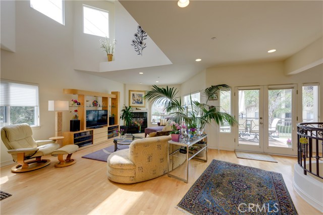 203 Avenue E, Redondo Beach, California 90277, 3 Bedrooms Bedrooms, ,2 BathroomsBathrooms,Residential,Sold,Avenue E,SB17173382