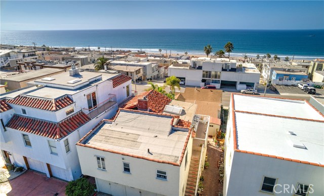 3905 Crest Drive, Manhattan Beach, California 90266, ,Residential Income,Sold,Crest,SB18269469