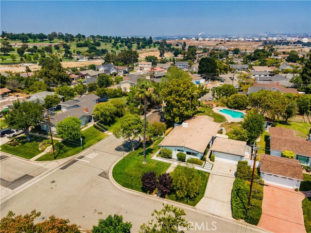26 Gaucho Drive, Rolling Hills Estates, California 90274, 4 Bedrooms Bedrooms, ,2 BathroomsBathrooms,Residential,Sold,Gaucho,SB21153280