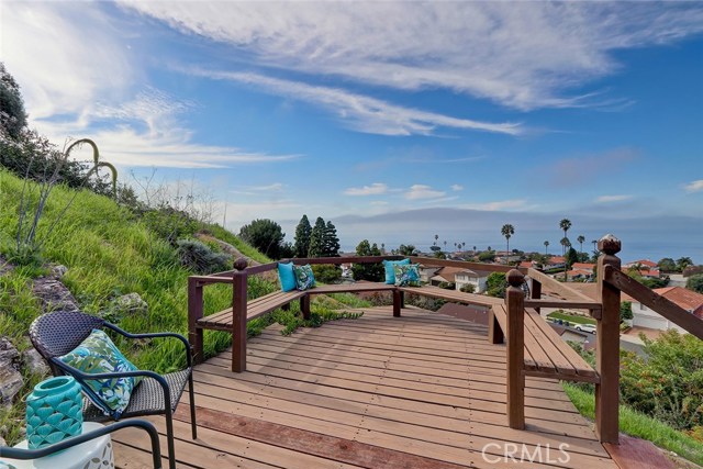 30010 Via Borica, Rancho Palos Verdes, California 90275, 4 Bedrooms Bedrooms, ,3 BathroomsBathrooms,Residential,Sold,Via Borica,SB19026332