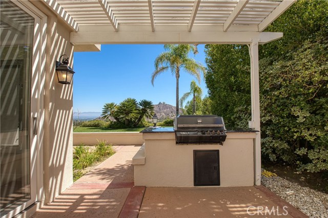 4 Bed Home for Sale in Calabasas, California