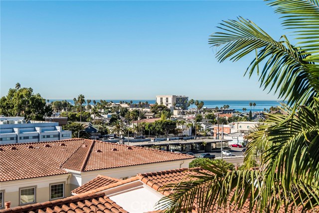 233 Helberta Avenue, Redondo Beach, California 90277, 4 Bedrooms Bedrooms, ,2 BathroomsBathrooms,Residential,Sold,Helberta,PV18006968