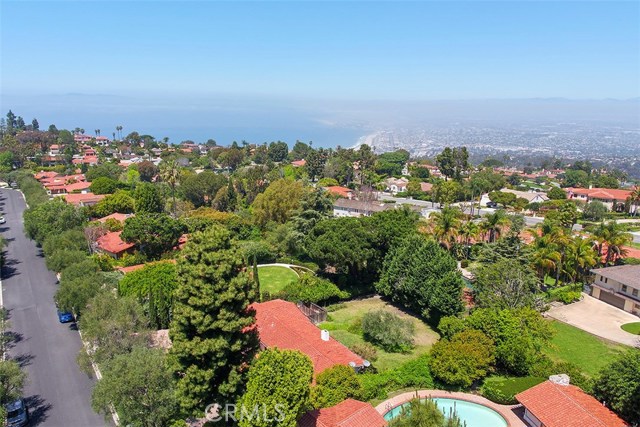 2445 Via Sonoma, Palos Verdes Estates, California 90274, 4 Bedrooms Bedrooms, ,3 BathroomsBathrooms,Residential,Sold,Via Sonoma,SB18096288