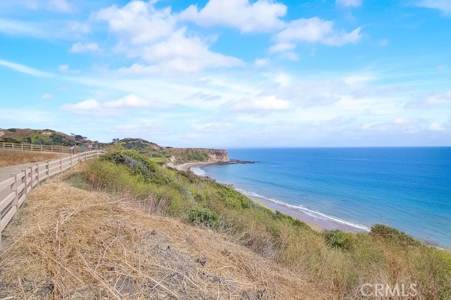 32614 Coastsite Drive, Rancho Palos Verdes, California 90275, 2 Bedrooms Bedrooms, ,2 BathroomsBathrooms,Residential,Sold,Coastsite,OC19104762