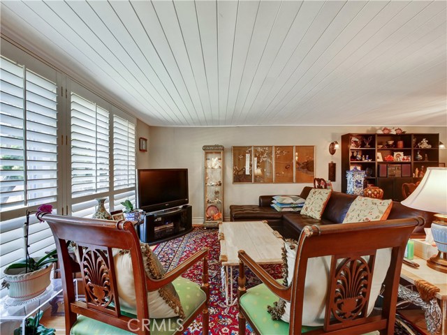65 Cresta Verde Drive, Rolling Hills Estates, California 90274, 2 Bedrooms Bedrooms, ,1 BathroomBathrooms,Residential,Sold,Cresta Verde,PV20103342