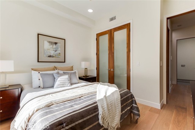 4th bedroom on South side with walk-in closet