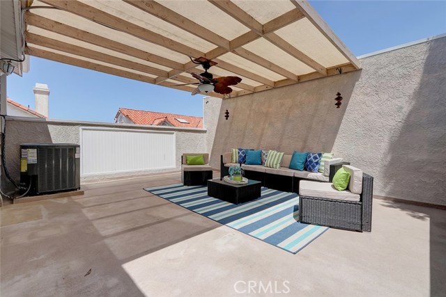 2011 Dufour Avenue, Redondo Beach, California 90278, 3 Bedrooms Bedrooms, ,2 BathroomsBathrooms,Residential,Sold,Dufour,SB19170584