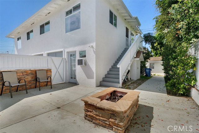 Unit 2507 patio and walkway to rear yard