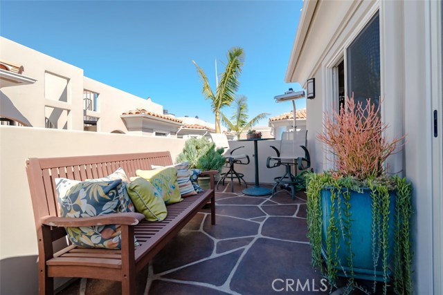 1043 Sunset Drive, Hermosa Beach, California 90254, 3 Bedrooms Bedrooms, ,3 BathroomsBathrooms,Residential,Sold,Sunset,SB17059655