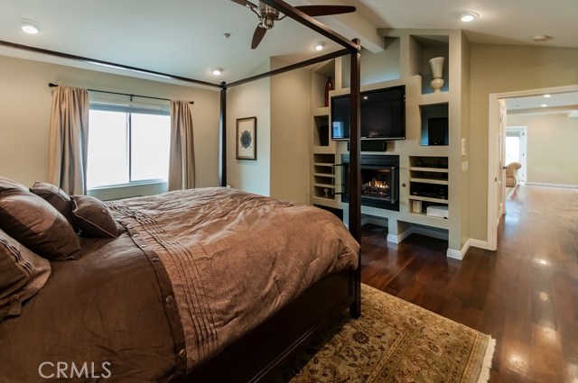 619 Broadway, Redondo Beach, California 90277, 3 Bedrooms Bedrooms, ,2 BathroomsBathrooms,Residential,Sold,Broadway,SB17102336