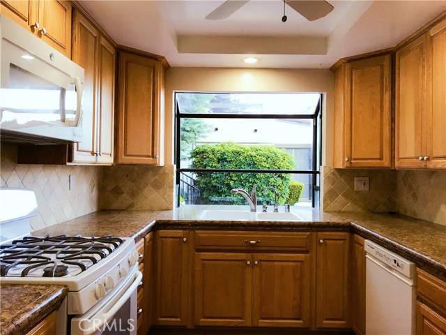 142 Aspen Way, Rolling Hills Estates, California 90274, 3 Bedrooms Bedrooms, ,1 BathroomBathrooms,Residential,Sold,Aspen,AR17193467