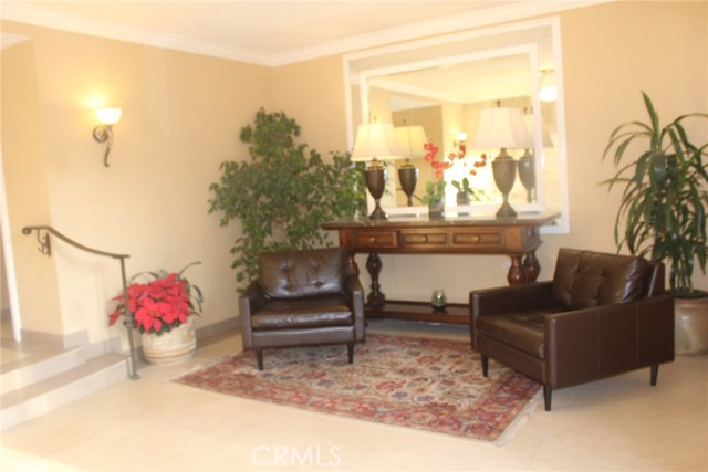 2 Bed Home for Sale in Los Angeles, California
