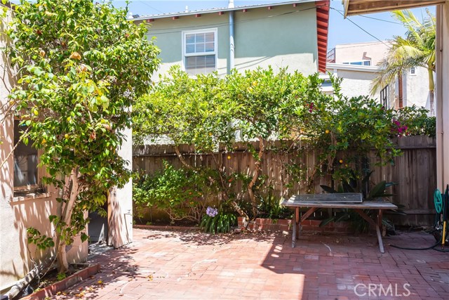 107 Manhattan Avenue, Hermosa Beach, California 90254, 3 Bedrooms Bedrooms, ,2 BathroomsBathrooms,Residential,Sold,Manhattan,SB20143697