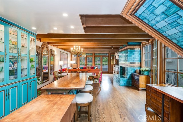 3213 Valley Drive, Manhattan Beach, California 90266, 3 Bedrooms Bedrooms, ,3 BathroomsBathrooms,Residential,Sold,Valley,SB21017306