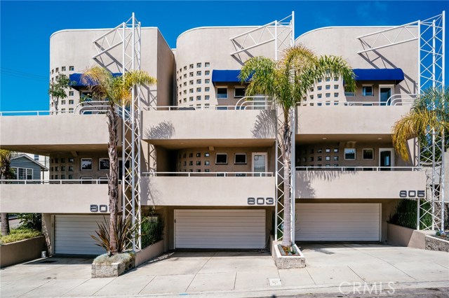 805 Bard Street, Hermosa Beach, California 90254, 2 Bedrooms Bedrooms, ,1 BathroomBathrooms,Residential,Sold,Bard,SB17152128