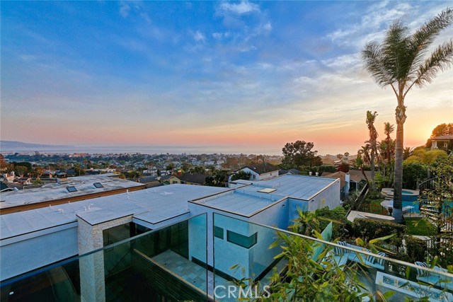 714 Marlita Street, Hermosa Beach, California 90254, 6 Bedrooms Bedrooms, ,5 BathroomsBathrooms,Residential,Sold,Marlita,SB19029241