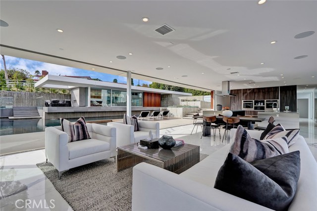 2822 Colt Road, Rancho Palos Verdes, California 90275, 5 Bedrooms Bedrooms, ,7 BathroomsBathrooms,Residential,Sold,Colt,SB19018833