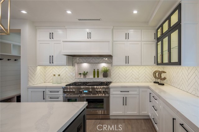 1761 11th Street, Manhattan Beach, California 90266, 5 Bedrooms Bedrooms, ,4 BathroomsBathrooms,Residential,Sold,11th,SB19152576