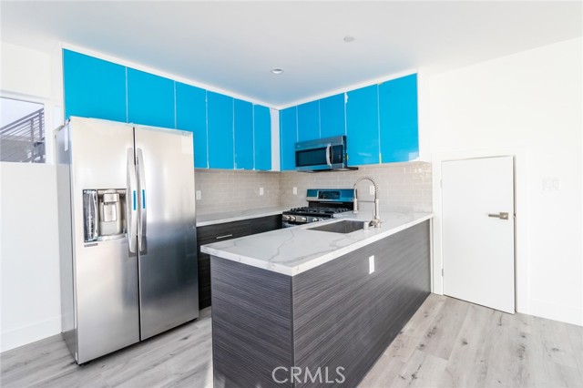  Income Home for Sale in Silver Lake, California