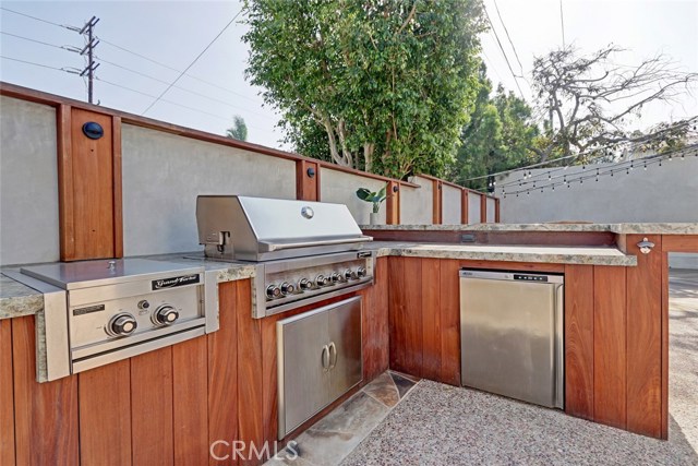 3524 Laurel Avenue, Manhattan Beach, California 90266, 5 Bedrooms Bedrooms, ,2 BathroomsBathrooms,Residential,Sold,Laurel,SB17280201