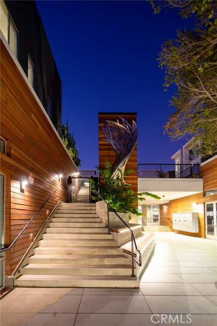 1920 Pacific Coast Highway, Redondo Beach, California 90277, 2 Bedrooms Bedrooms, ,2 BathroomsBathrooms,Residential,Sold,Pacific Coast Highway,SB21006104