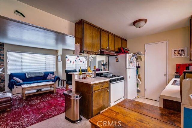 219 27th Street, Manhattan Beach, California 90266, 5 Bedrooms Bedrooms, ,3 BathroomsBathrooms,Residential,Sold,27th,SB21135185