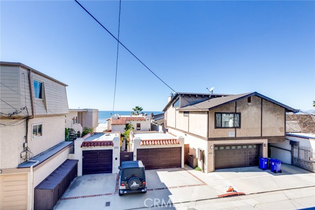 113 El Porto Street, Manhattan Beach, California 90266, 4 Bedrooms Bedrooms, ,2 BathroomsBathrooms,Residential,Sold,El Porto,SB19022186