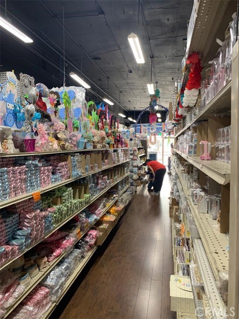 Main, 91731, ,For Sale,Main,WS20172723