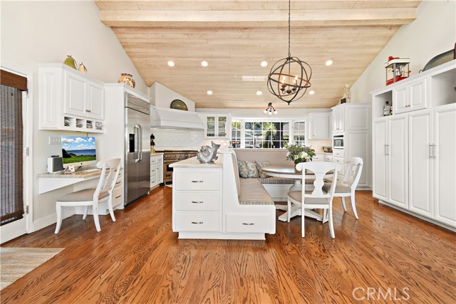 32 Harbor Sight Drive, Rolling Hills Estates, California 90274, 6 Bedrooms Bedrooms, ,2 BathroomsBathrooms,Residential,Sold,Harbor Sight,PV20212082