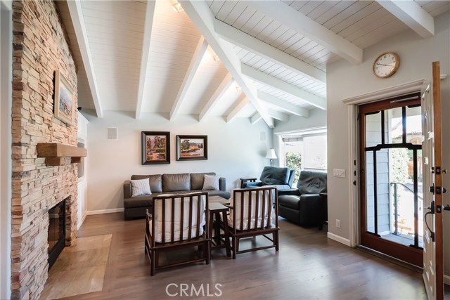 569 31st Street, Manhattan Beach, California 90266, 5 Bedrooms Bedrooms, ,3 BathroomsBathrooms,Residential,Sold,31st,SB20164744