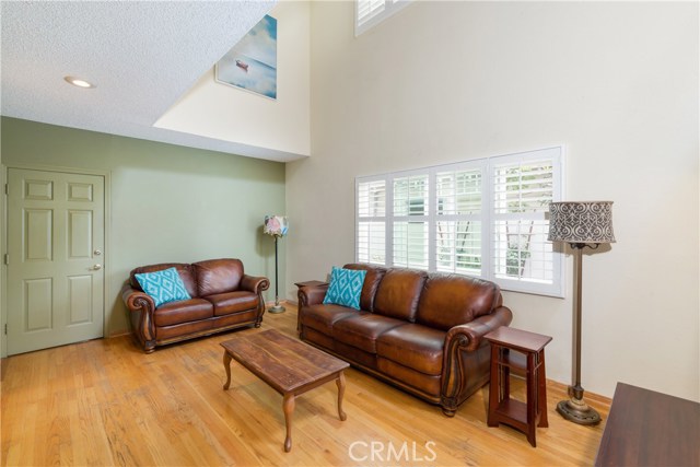 711 Irena Avenue, Redondo Beach, California 90277, 3 Bedrooms Bedrooms, ,2 BathroomsBathrooms,Residential,Sold,Irena,SB18217547