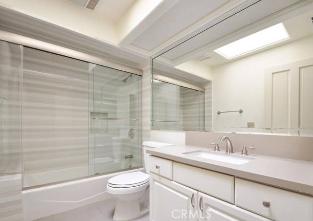 18 Via Porto Grande, Rancho Palos Verdes, California 90275, 5 Bedrooms Bedrooms, ,3 BathroomsBathrooms,Residential,Sold,Via Porto Grande,PV18254571