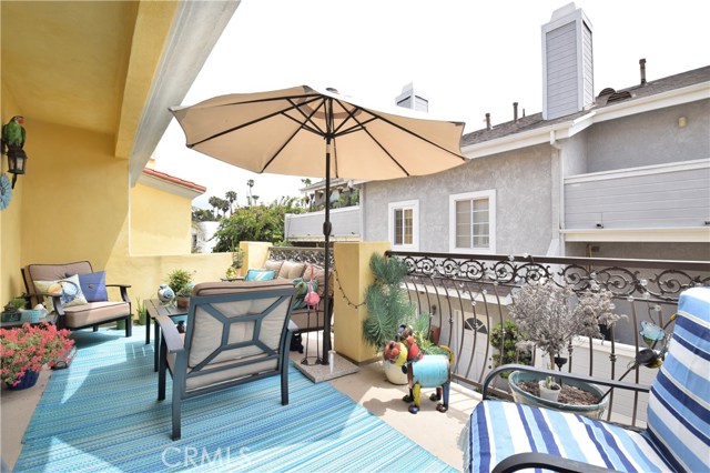2605 Vanderbilt Lane, Redondo Beach, California 90278, 3 Bedrooms Bedrooms, ,2 BathroomsBathrooms,Residential,Sold,Vanderbilt,SB18156259