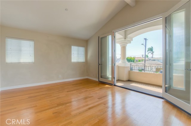 2225 Robinson Street, Redondo Beach, California 90278, 5 Bedrooms Bedrooms, ,3 BathroomsBathrooms,Residential,Sold,Robinson,SB17176979