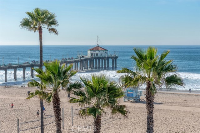 1208 The Strand, Manhattan Beach, California 90266, 2 Bedrooms Bedrooms, ,2 BathroomsBathrooms,Residential,Sold,The Strand,SB20234842