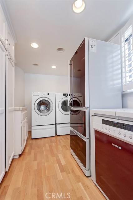 625 26th Street, Manhattan Beach, California 90266, 4 Bedrooms Bedrooms, ,3 BathroomsBathrooms,Residential,Sold,26th,SB19176225