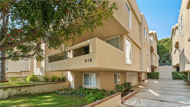 818 Juanita Avenue, Redondo Beach, California 90277, 4 Bedrooms Bedrooms, ,1 BathroomBathrooms,Residential,Sold,Juanita,SB20195219