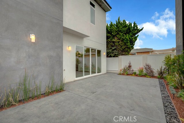 2104 Voorhees Avenue, Redondo Beach, California 90278, 4 Bedrooms Bedrooms, ,3 BathroomsBathrooms,Residential,Sold,Voorhees,PV19109969