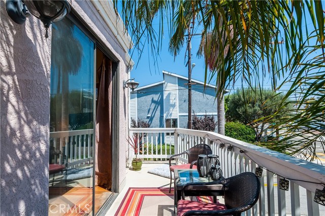 1747 Armour Lane, Redondo Beach, California 90278, 3 Bedrooms Bedrooms, ,2 BathroomsBathrooms,Residential,Sold,Armour,SB17198506