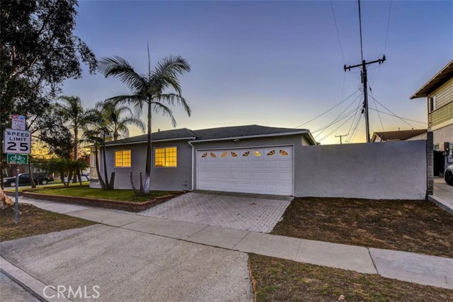 1651 23rd Street, Manhattan Beach, California 90266, 3 Bedrooms Bedrooms, ,1 BathroomBathrooms,Residential,Sold,23rd,PV20240193