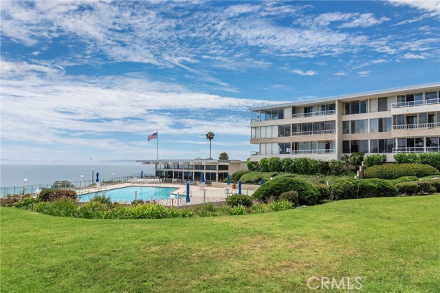 Iconic community with dramatic backdrop on the cliffs of Palos Verdes.  Heated pool and jacuzzi year round.