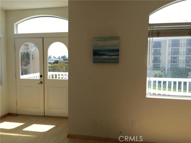 Peek a Boo Water View