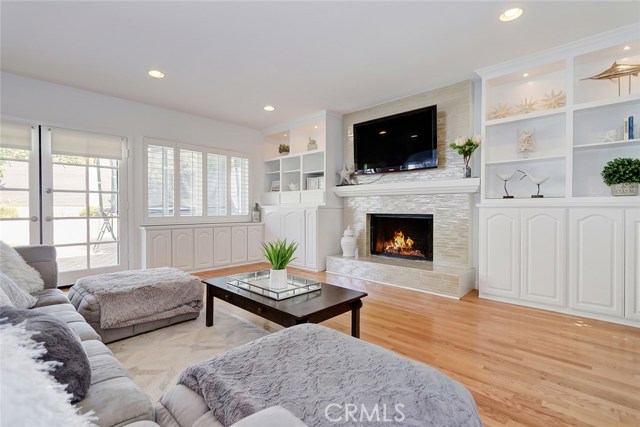 625 26th Street, Manhattan Beach, California 90266, 4 Bedrooms Bedrooms, ,3 BathroomsBathrooms,Residential,Sold,26th,SB19176225