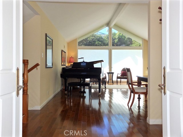 5649 Whitecliff Drive, Rancho Palos Verdes, California 90275, 4 Bedrooms Bedrooms, ,3 BathroomsBathrooms,Residential,Sold,Whitecliff,PV17219760