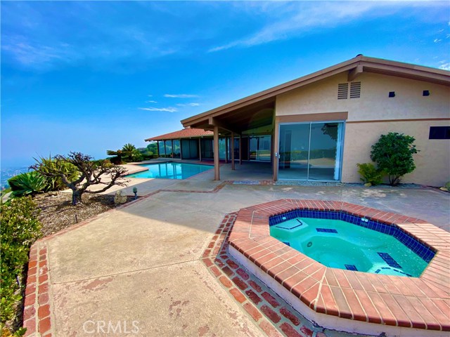 3272 Crownview Drive, Rancho Palos Verdes, California 90275, 4 Bedrooms Bedrooms, ,3 BathroomsBathrooms,Residential,Sold,Crownview,PV20170546