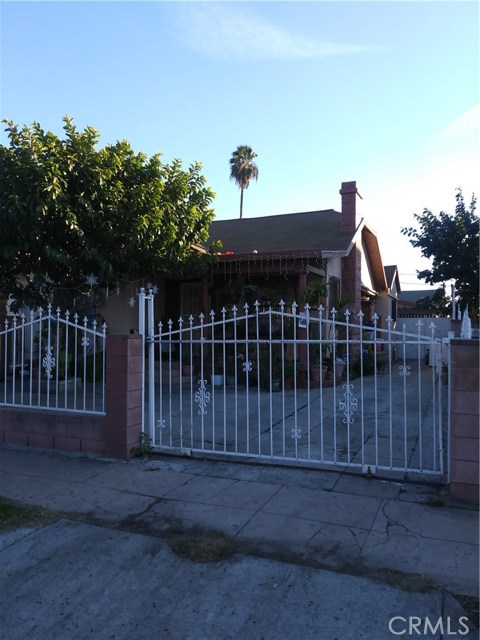 Photo of 662 E 43 Street, Los Angeles, CA 90011